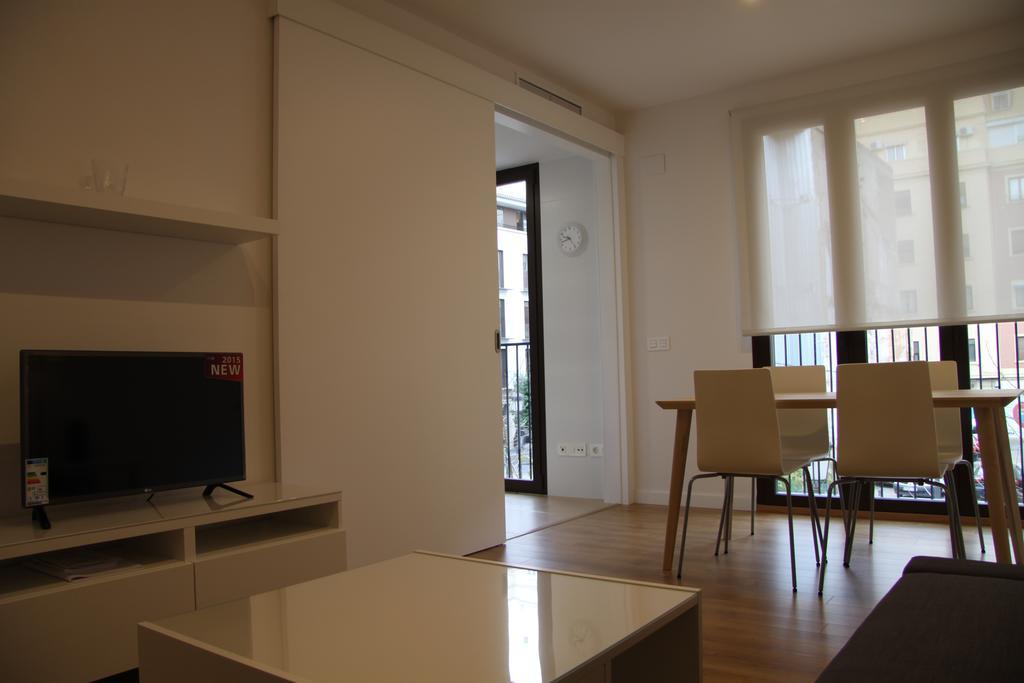 Apartamentos Hiedra Y Tapineria Mercado Central Valencia Bagian luar foto