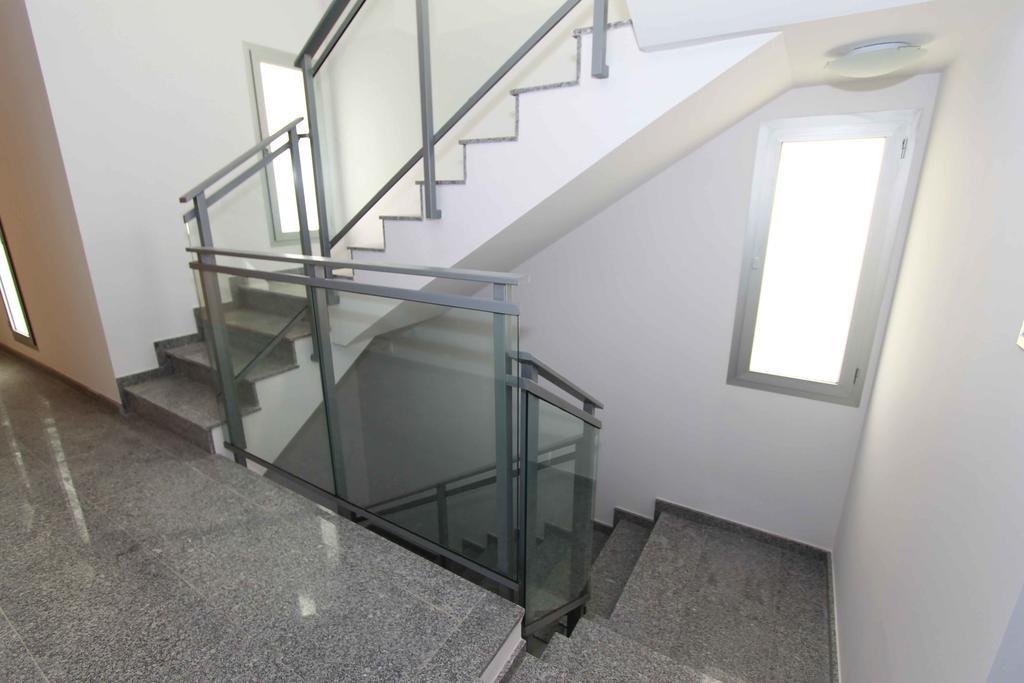 Apartamentos Hiedra Y Tapineria Mercado Central Valencia Bagian luar foto